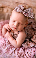 Kelly - Newborn & Family Photography